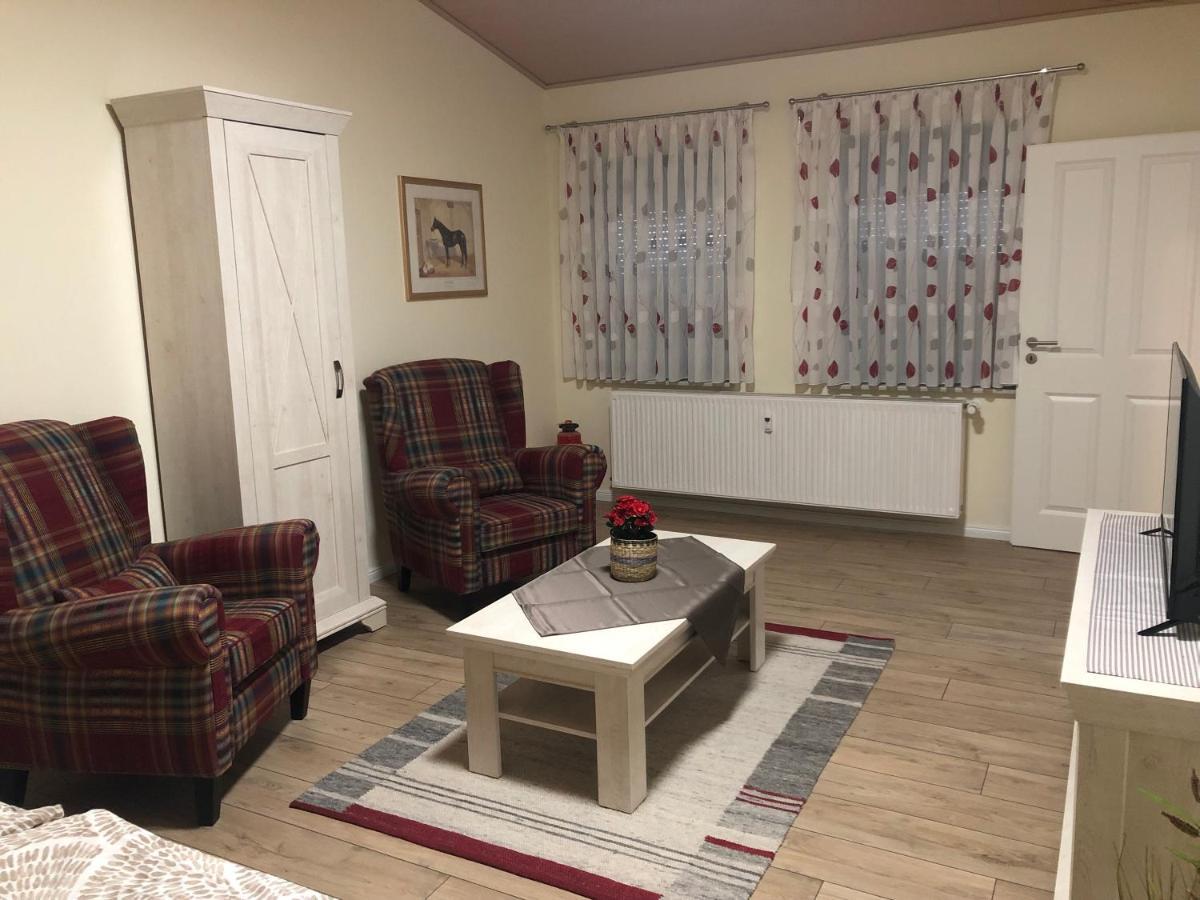 Ferienapartments Reitanlage Schenksolz Schenklengsfeld Dış mekan fotoğraf